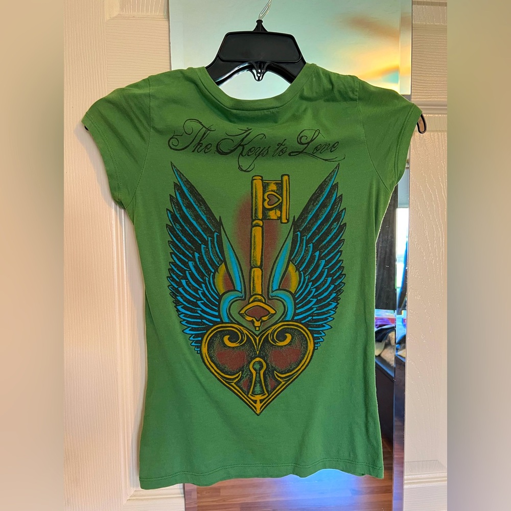 Lot of 4 vintage Y2K t-shirts